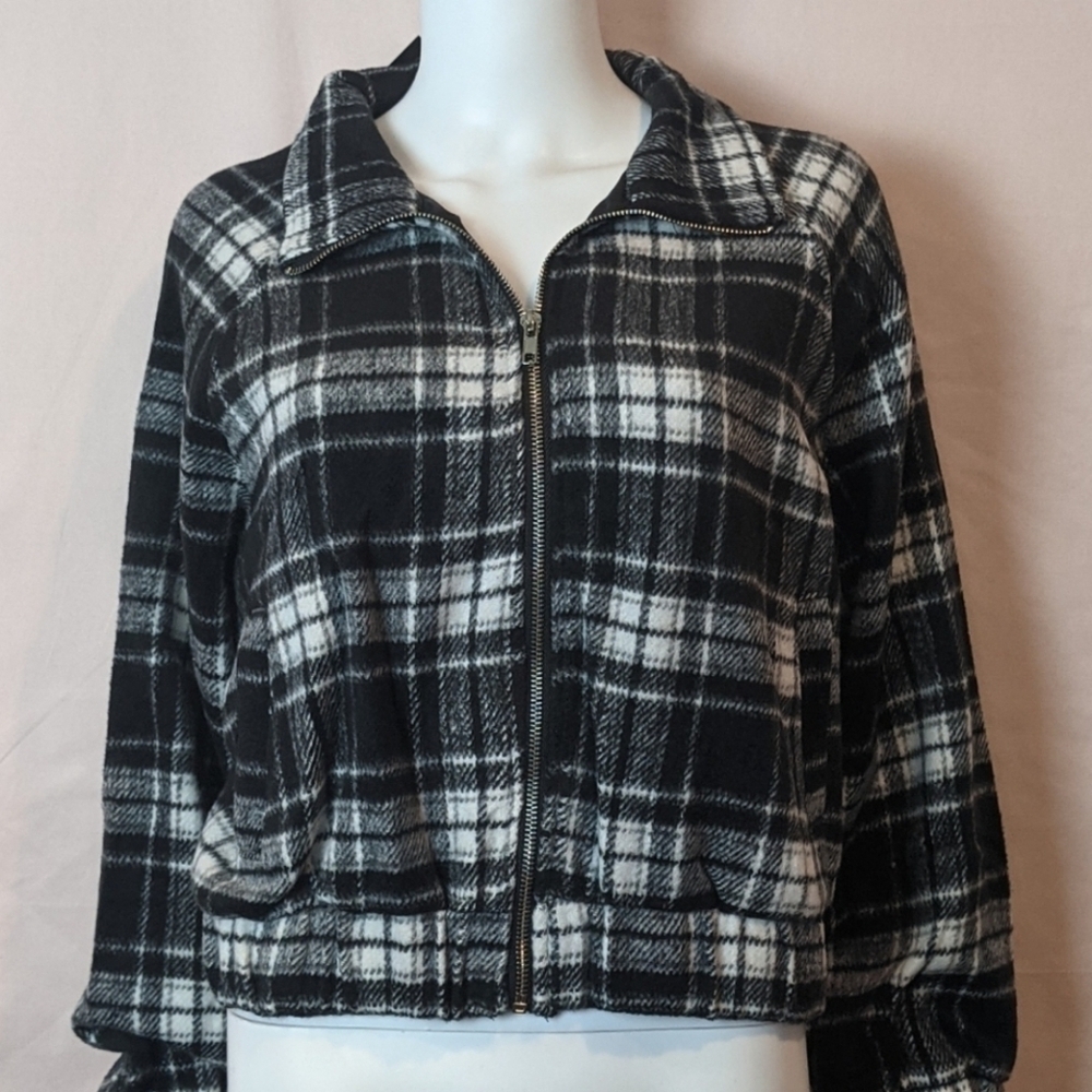 Fashion Nova Soft Plaid Truth Or Daring Full Zip Jacket size Small